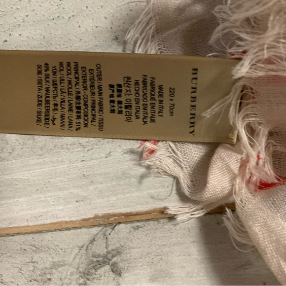 Burberry check wool silk scarf - Picture 1 of 7